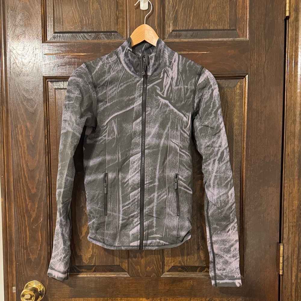Lululemon Athletica Black and Gray Jacket